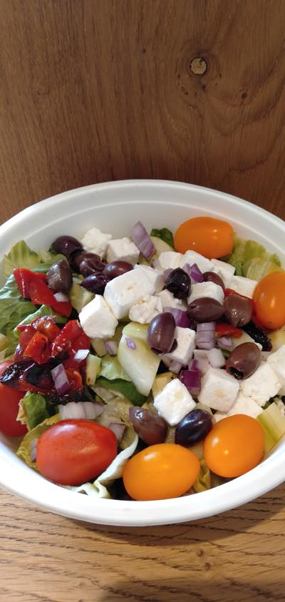 Bolw végétarienne façon salade grecque - Photo 1